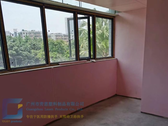 【廣東廣州】墻面亞克力板與抗菌樹脂板——墻面板裝修應(yīng)該怎么選？