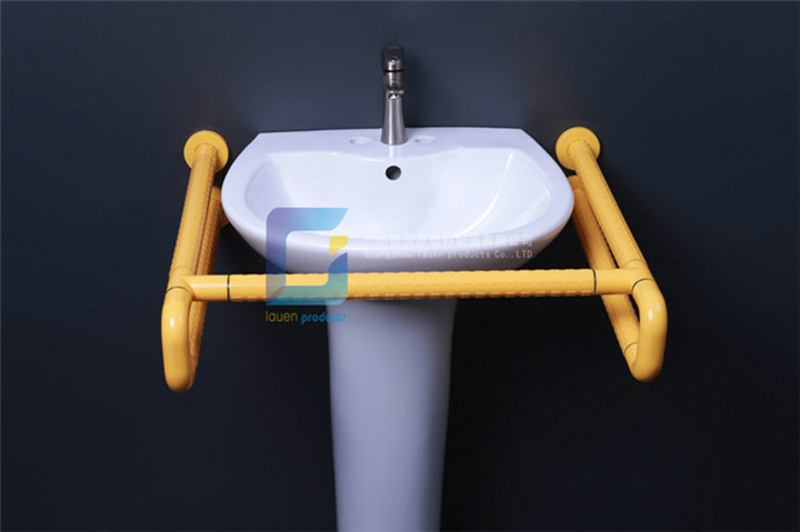 公共商場里的衛(wèi)生間一般都有哪些無障礙設(shè)施？